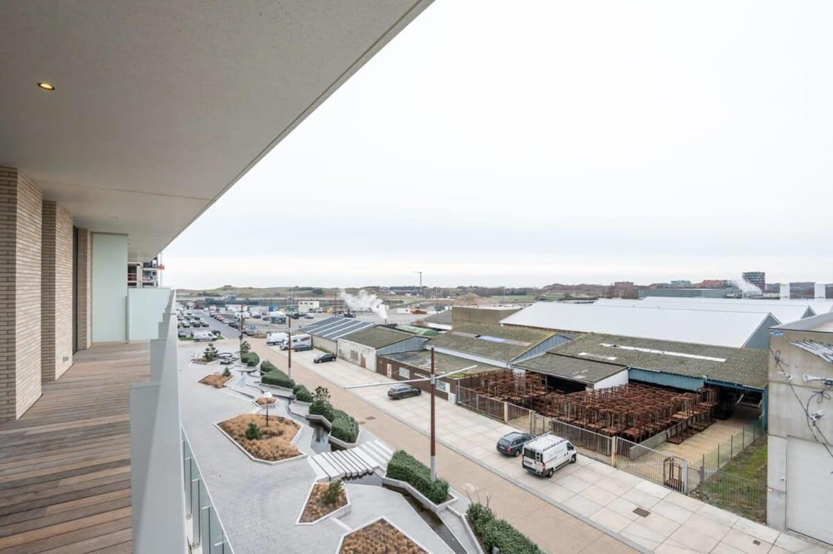 New With Stunning Views, Pool And Fitness Apartment Ostend