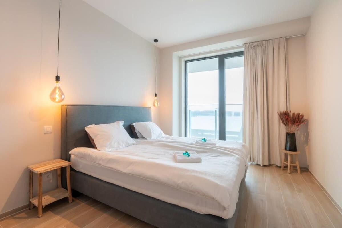 Apartment New With Stunning Views, Pool And Fitness Ostend